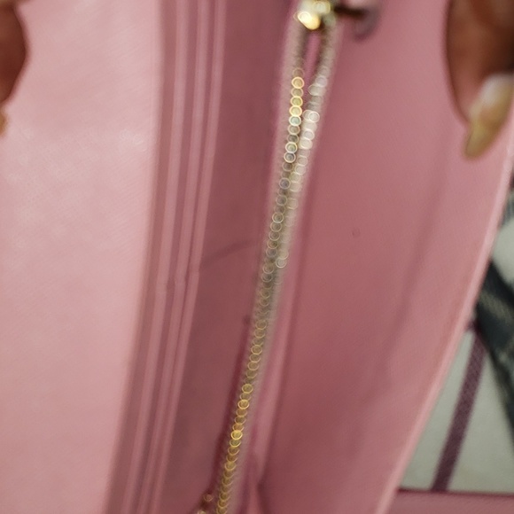 Authentic Prada wallet - Picture 10 of 16